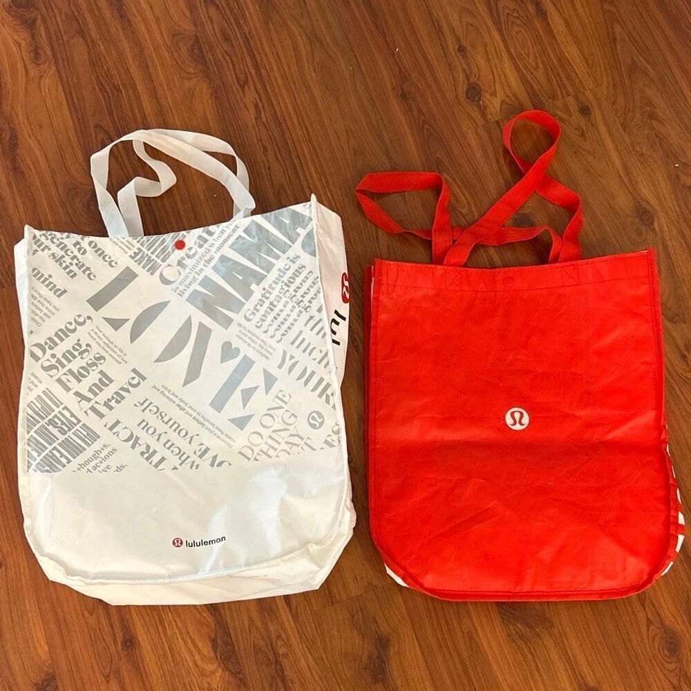 Lululemon 2 piece  large red white tote recyclable shopping bags